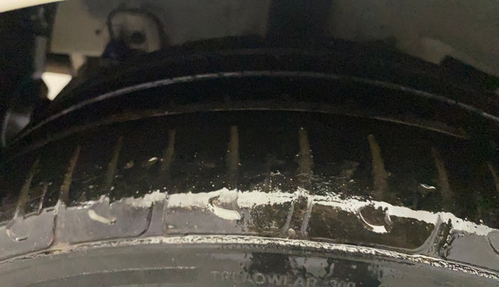 2017 Hyundai Grand i10 MAGNA AT 1.2 KAPPA VTVT, Petrol, Automatic, 32,064 km, Right Rear Tyre Tread