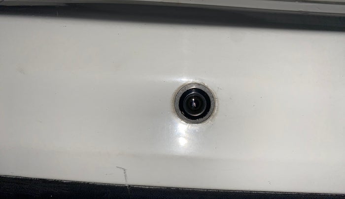 2017 Hyundai Grand i10 MAGNA AT 1.2 KAPPA VTVT, Petrol, Automatic, 32,064 km, Parking Camera