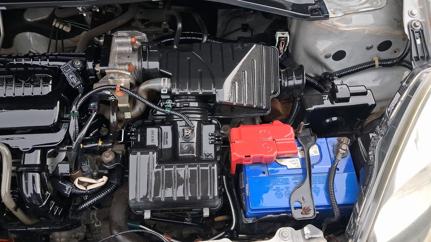 2016 Honda Amaze 1.2L I-VTEC VX AT, Petrol, Automatic, 47,203 km, Engine View - Left