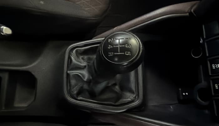 2024 Maruti Grand Vitara SIGMA SMART HYBRID, Petrol, Manual, 1,00,927 km, Gear Lever