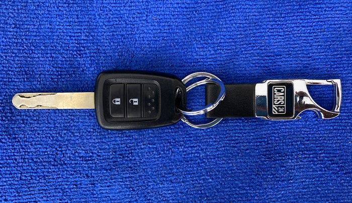 2018 Honda Amaze 1.2L I-VTEC S, Petrol, Manual, 33,195 km, Key Close Up