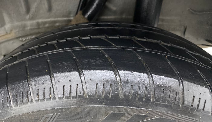 2018 Honda Amaze 1.2L I-VTEC S, Petrol, Manual, 33,195 km, Left Rear Tyre Tread