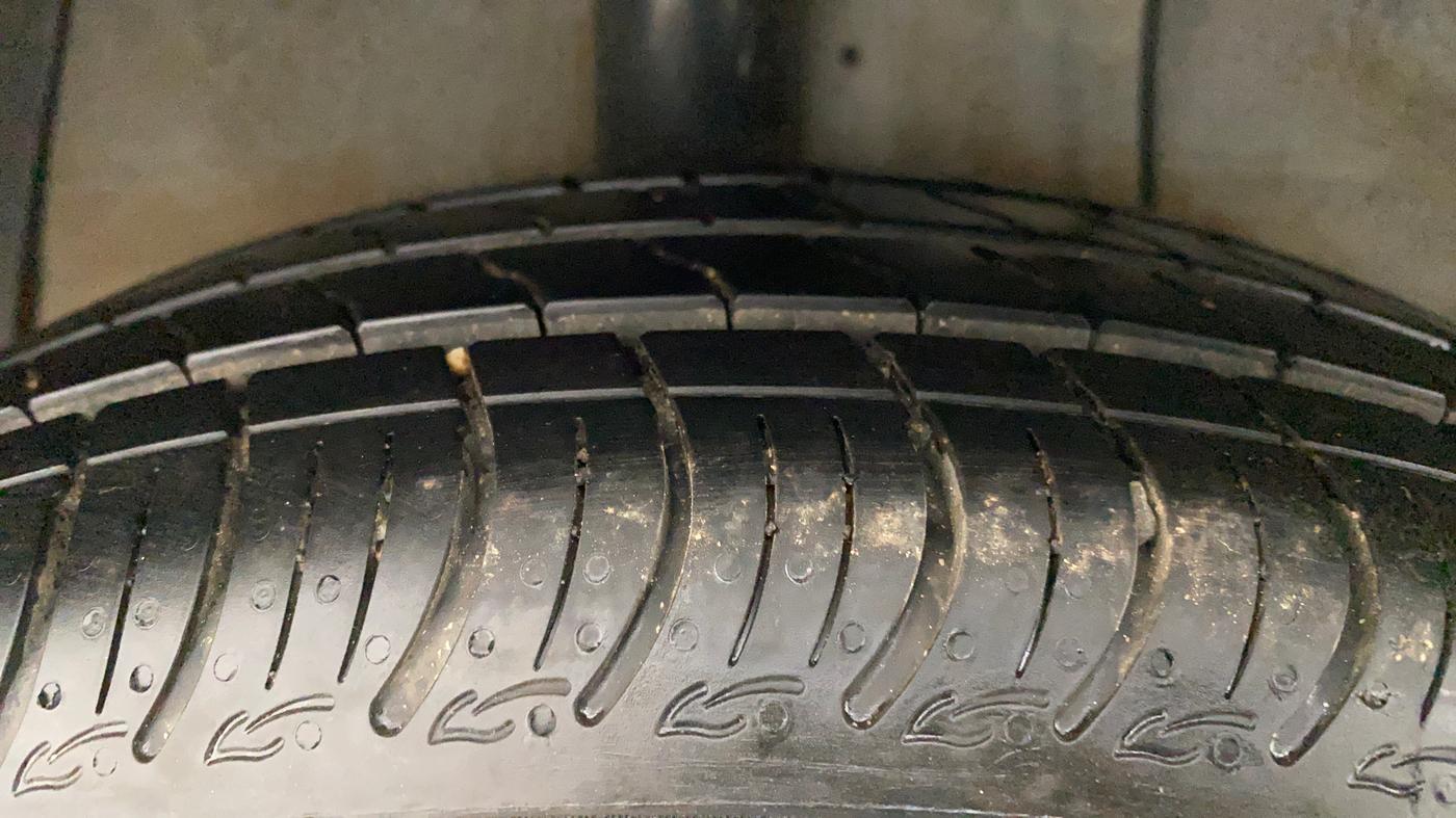 2019 Hyundai Xcent SX 1.2, Petrol, Manual, 25,887 km, Right Rear Tyre Tread