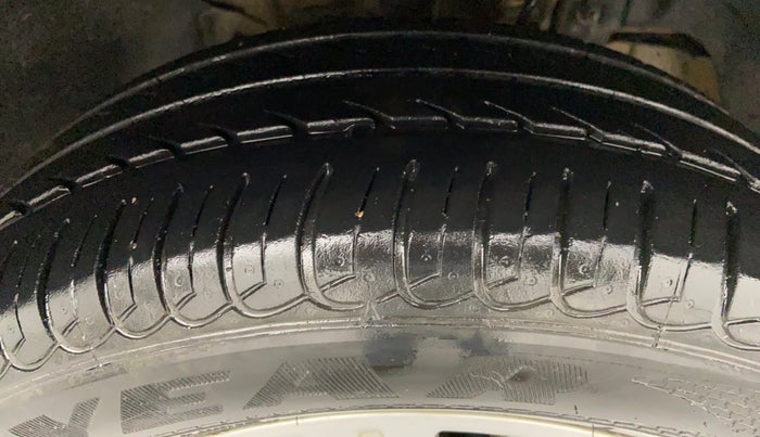 2018 Tata Tiago XZ 1.2 REVOTRON, Petrol, Manual, 19,416 km, Right Front Tyre Tread