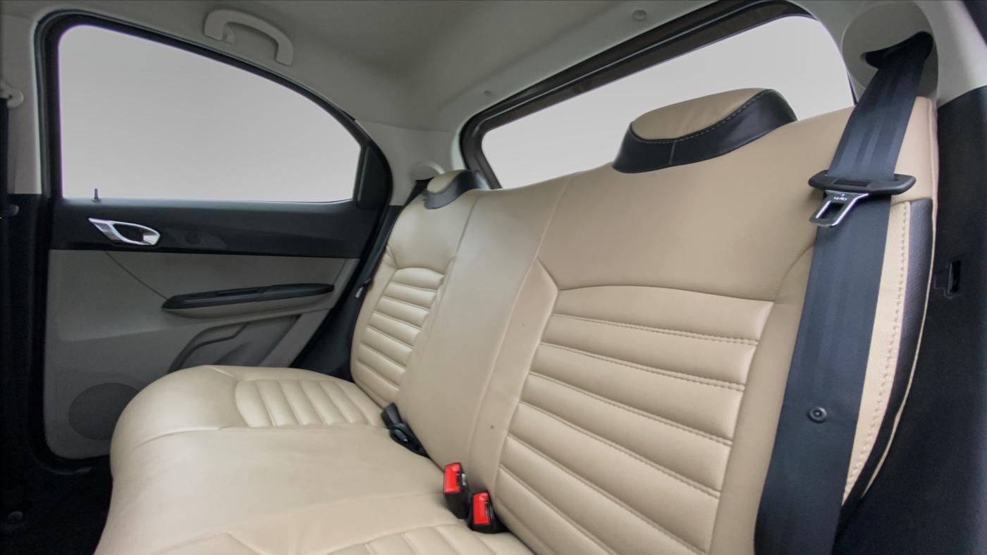 2018 Tata Tiago XZ 1.2 REVOTRON, Petrol, Manual, 19,416 km, Right Side Rear Door Cabin View