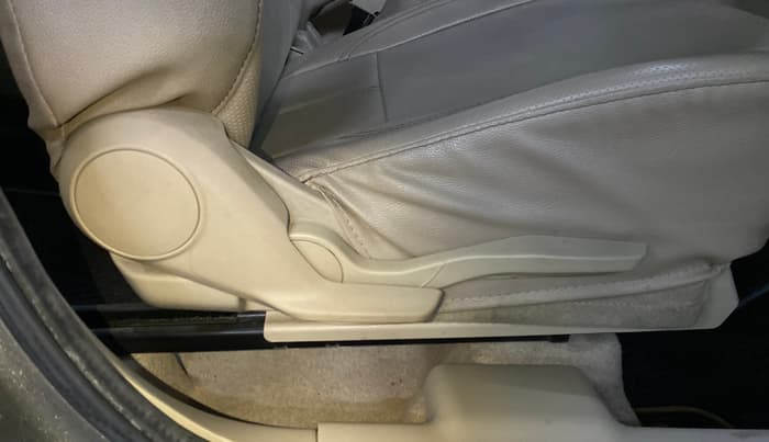2018 Maruti Dzire ZXI, Petrol, Manual, 10,453 km, Driver Side Adjustment Panel