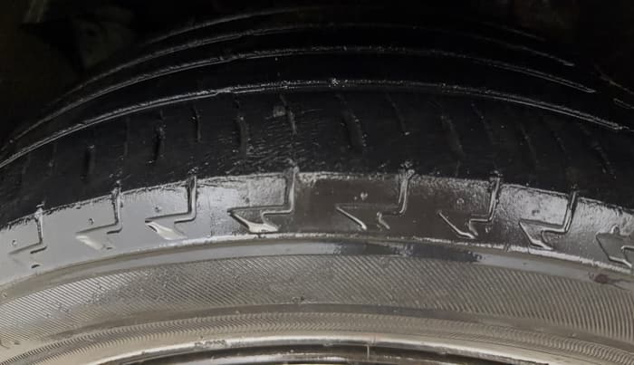 2017 Honda WR-V 1.2L I-VTEC S MT, Petrol, Manual, 36,443 km, Left Front Tyre Tread