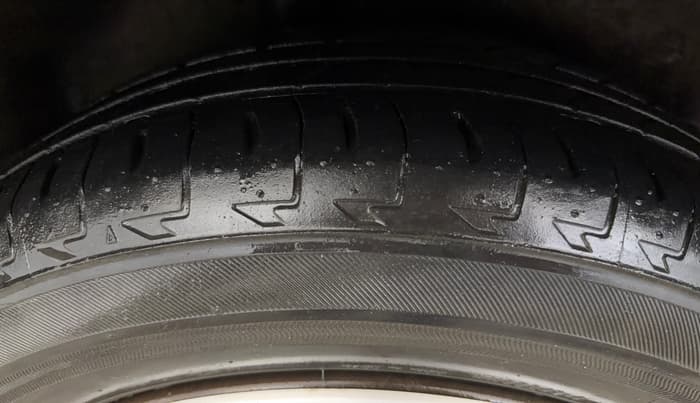 2017 Honda WR-V 1.2L I-VTEC S MT, Petrol, Manual, 36,443 km, Right Rear Tyre Tread