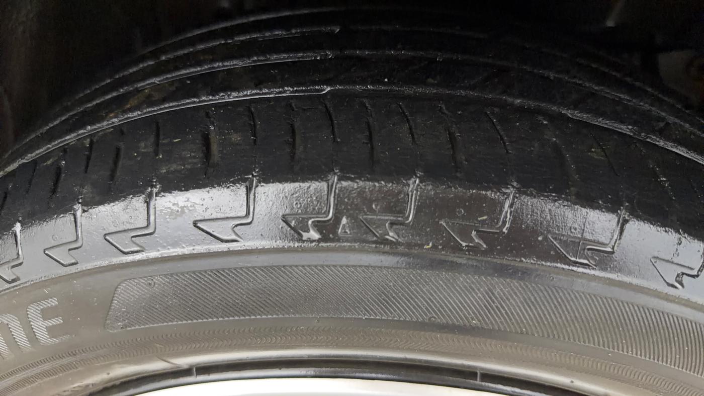 2017 Honda WR-V 1.2L I-VTEC S MT, Petrol, Manual, 36,049 km, Right Front Tyre Tread