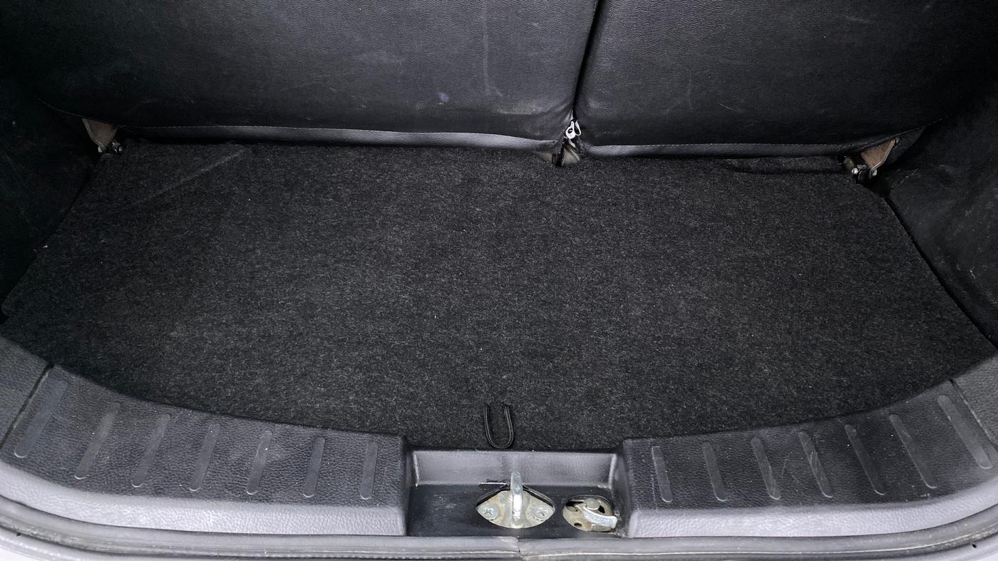 2014 Maruti Wagon R 1.0 VXI, Petrol, Manual, 52,728 km, Boot Inside