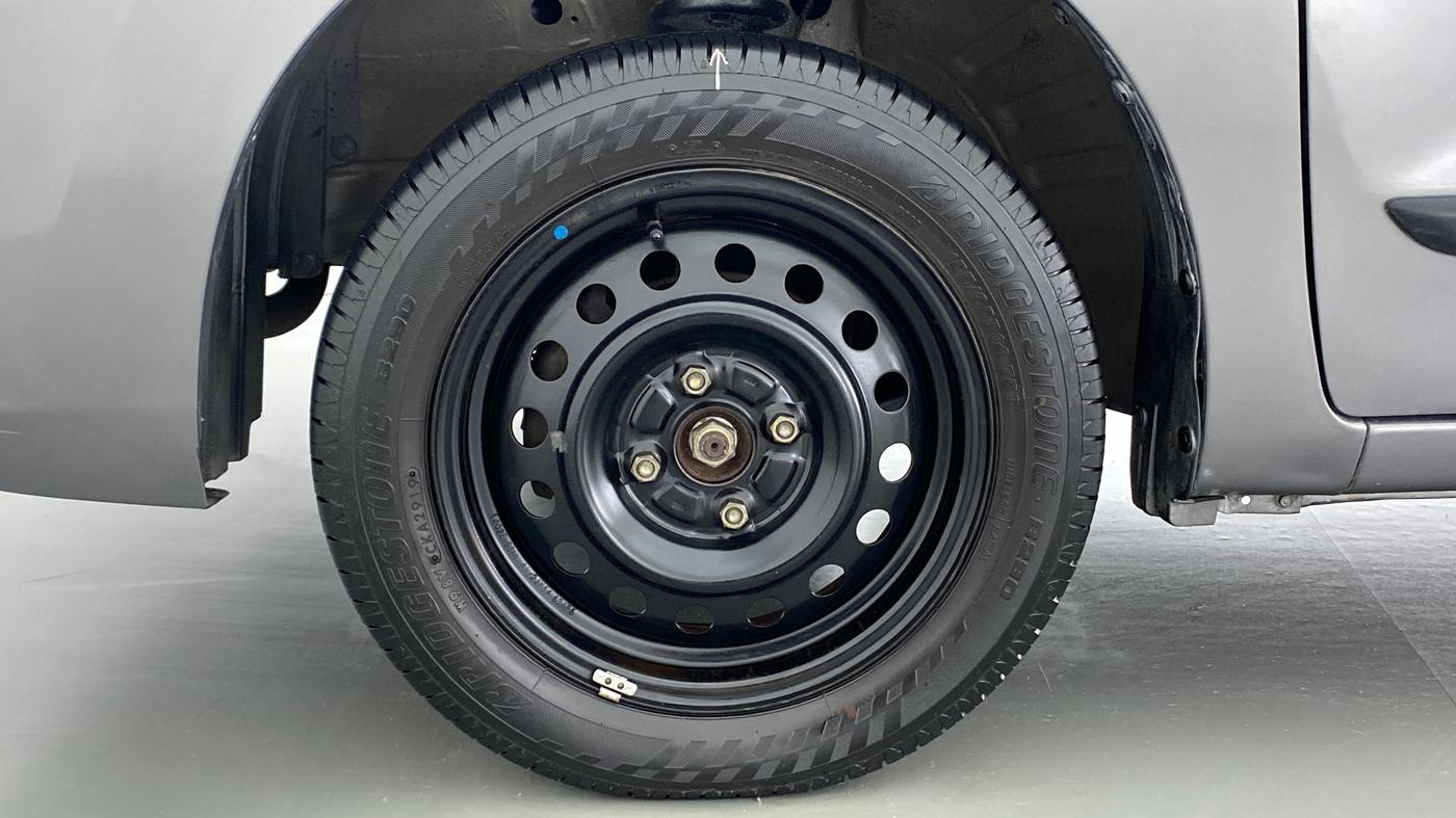 2014 Maruti Wagon R 1.0 VXI, Petrol, Manual, 52,728 km, Left Front Wheel