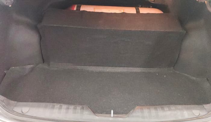 2017 Maruti Ciaz ZETA 1.4  MT PETROL, CNG, Manual, 78,293 km, Boot Inside