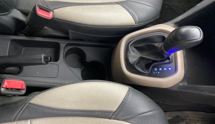 2017 Hyundai Grand i10 MAGNA AT 1.2 KAPPA VTVT, Petrol, Automatic, 46,834 km, Gear Lever