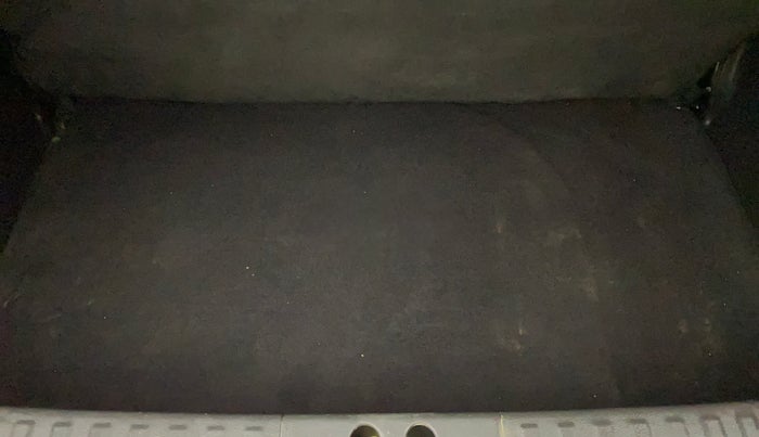 2020 Ford New Figo TITANIUM 1.2 PETROL MT, Petrol, Manual, 64,216 km, Boot Inside