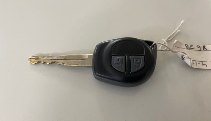 2015 Maruti Swift LXI (O), Petrol, Manual, 50,195 km, Key Close Up