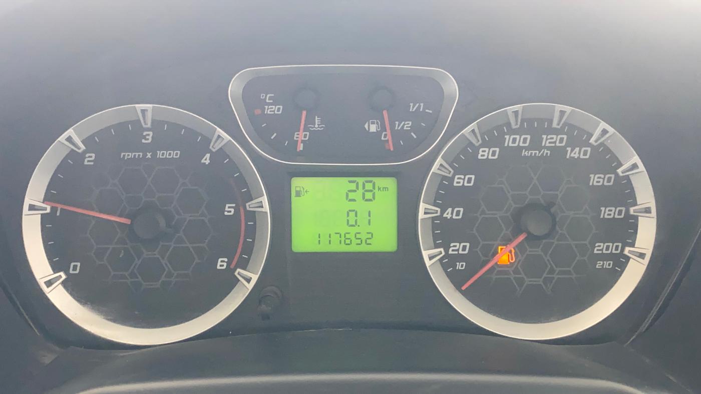 2012 Ford Classic 1.4 TITANIUM DIESEL, Diesel, Manual, 1,17,674 km, Odometer Image