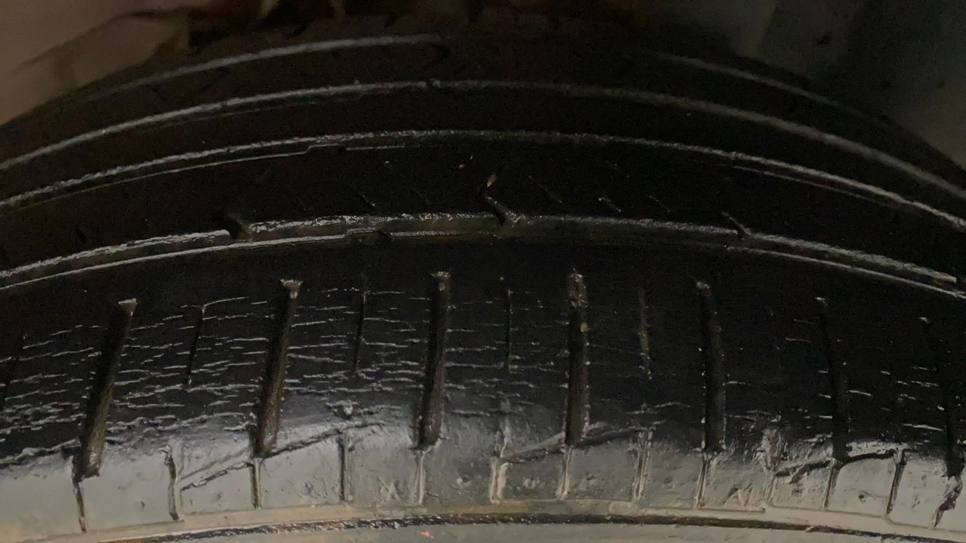 2012 Ford Classic 1.4 TITANIUM DIESEL, Diesel, Manual, 1,17,674 km, Left Rear Tyre Tread