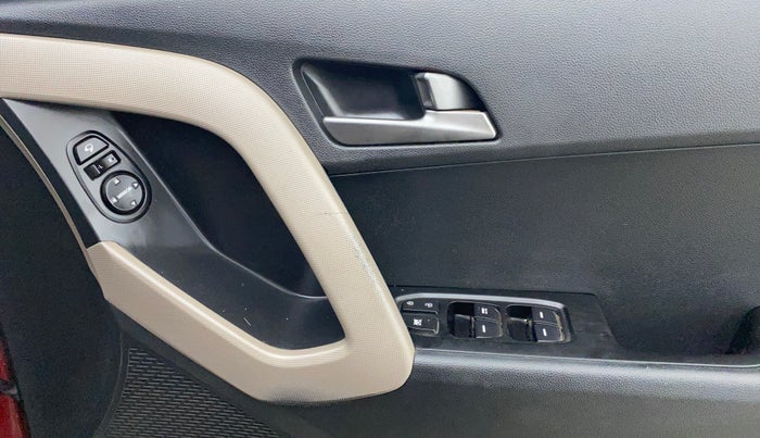 2016 Hyundai Creta SX PLUS AT 1.6 PETROL, Petrol, Automatic, 1,13,542 km, Driver Side Door Panels Control