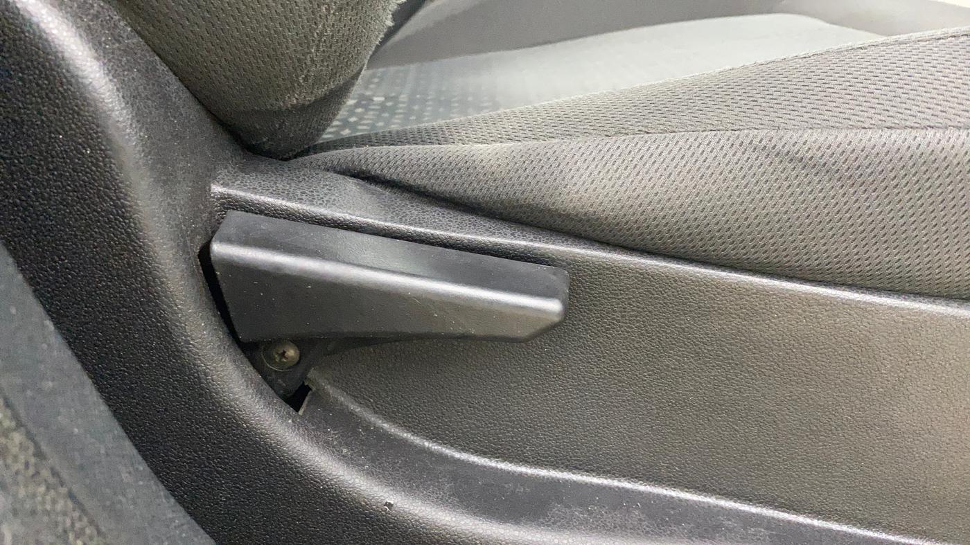 2019 Tata NEXON XM PETROL, CNG, Manual, 97,213 km, Driver Side Adjustment Panel