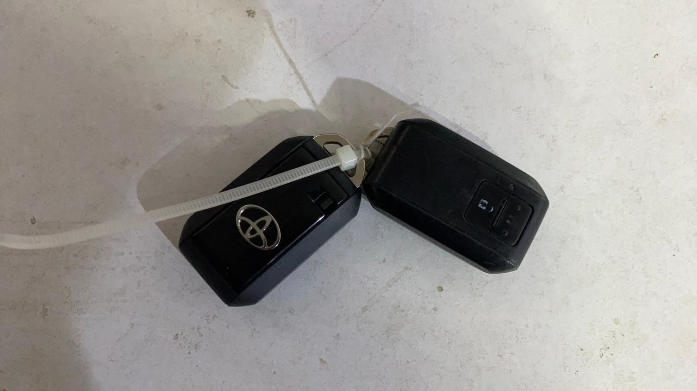 2019 Toyota Glanza V CVT, Petrol, Automatic, 72,256 km, Key Close Up