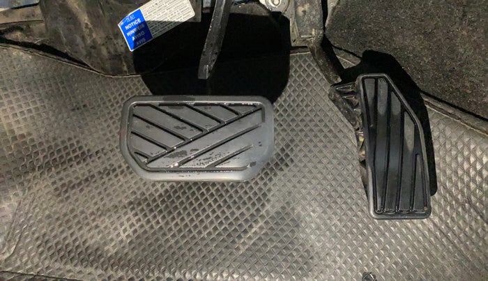 2019 Toyota Glanza V CVT, Petrol, Automatic, 72,707 km, Pedals