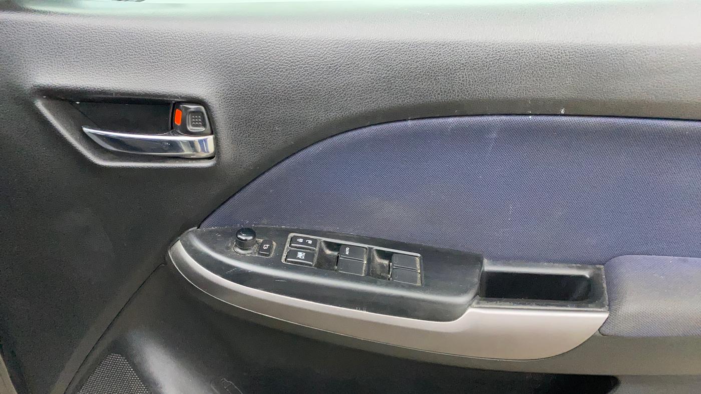 2019 Toyota Glanza V CVT, Petrol, Automatic, 72,256 km, Driver Side Door Panels Control