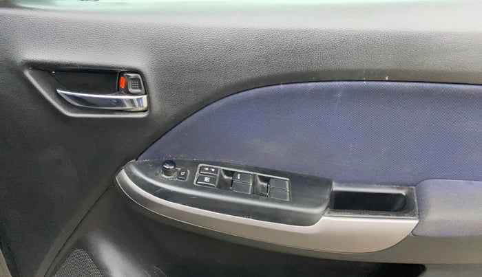 2019 Toyota Glanza V CVT, Petrol, Automatic, 72,707 km, Driver Side Door Panels Control