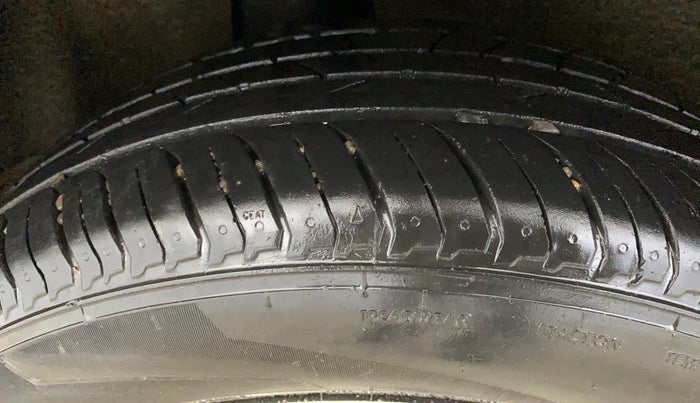 2019 Toyota Glanza V CVT, Petrol, Automatic, 72,707 km, Right Rear Tyre Tread