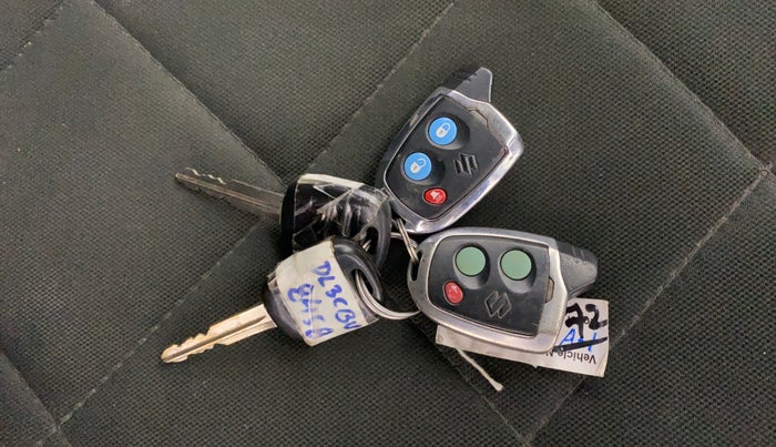 2014 Maruti Alto K10 VXI, Petrol, Manual, 13,152 km, Key Close Up