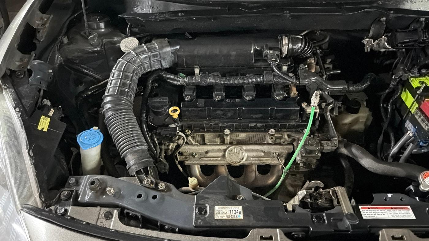 2021 Maruti Swift VXI AMT, Petrol, Automatic, 44,956 km, Engine View - Right