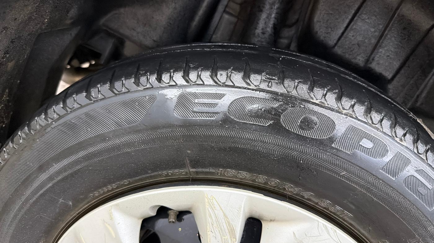 2021 Maruti Swift VXI AMT, Petrol, Automatic, 44,956 km, Right Rear Tyre Tread