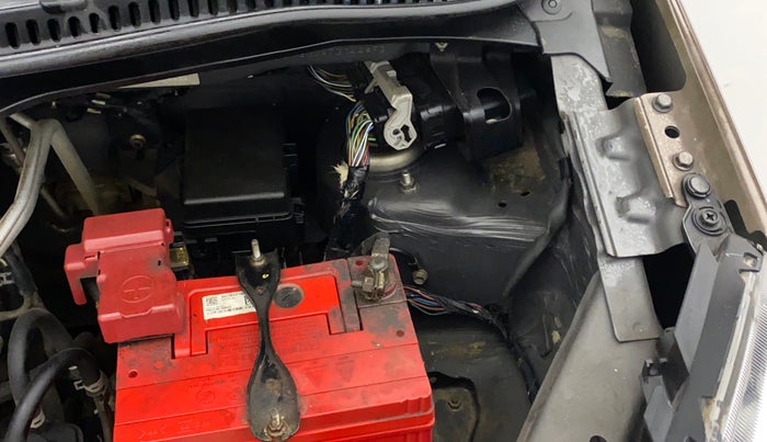 2016 Maruti Wagon R 1.0 VXI OPT, Petrol, Manual, 19,740 km, Left Apron - Apron is partially repaired
