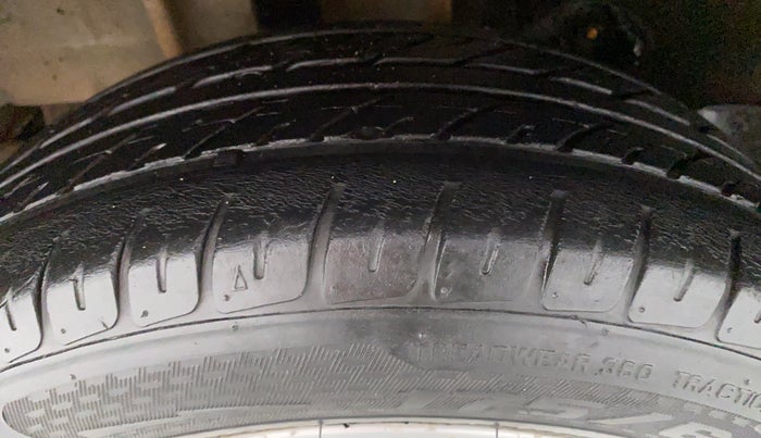 2018 Tata Tiago XZ 1.2 REVOTRON, Petrol, Manual, 25,710 km, Right Rear Tyre Tread