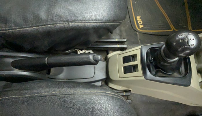 2016 Maruti Alto K10 LXI CNG, CNG, Manual, 63,010 km, Gear Lever