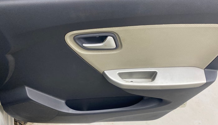 2015 Maruti Alto K10 VXI, Petrol, Manual, 36,513 km, Driver Side Door Panels Control