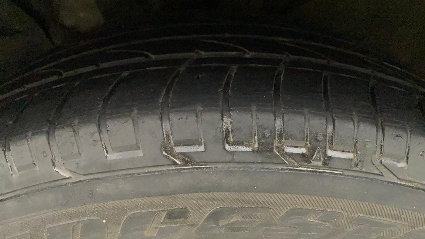 2016 Hyundai Creta SX PLUS AT 1.6 PETROL, Petrol, Automatic, 68,536 km, Left Front Tyre Tread