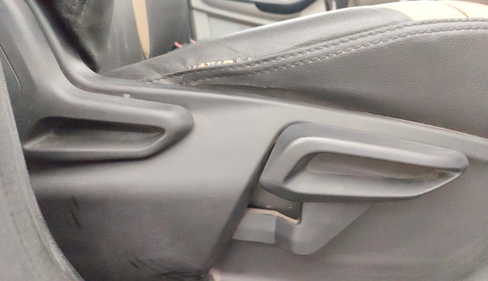 2022 Tata TIGOR XZA PLUS PETROL, Petrol, Automatic, 43,212 km, Driver Side Adjustment Panel