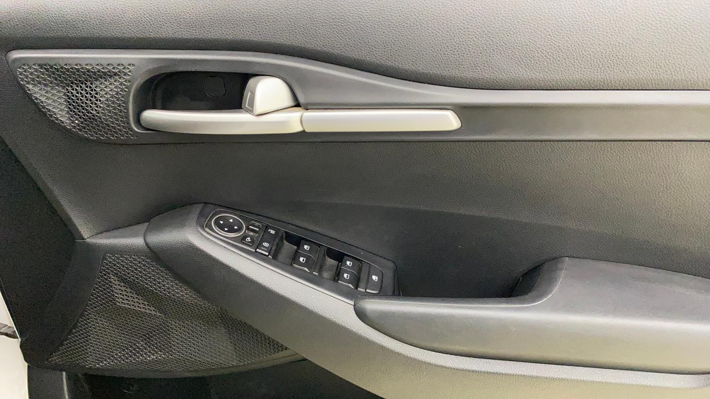 2023 KIA SELTOS  HTK PLUS 1.5 DIESEL IMT, Diesel, Manual, 68,626 km, Driver Side Door Panels Control