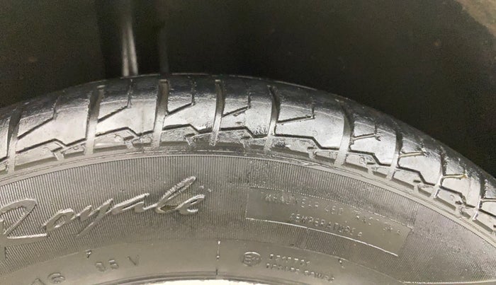 2016 Ford Ecosport TITANIUM 1.5L DIESEL, Diesel, Manual, 78,935 km, Right Rear Tyre Tread