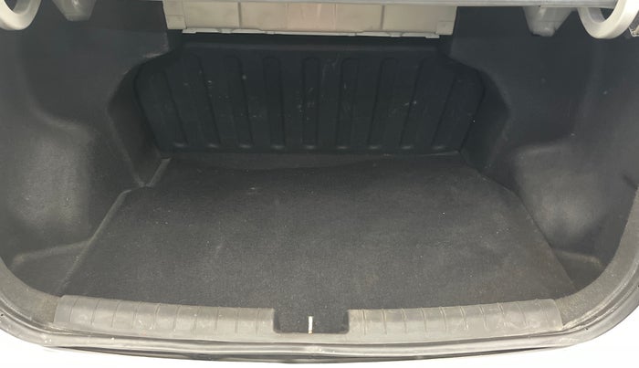 2015 Hyundai Xcent S 1.2, Petrol, Manual, 71,547 km, Boot Inside