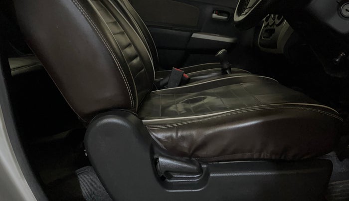 2014 Maruti Wagon R 1.0 LXI, Petrol, Manual, 93,143 km, Driver Side Adjustment Panel