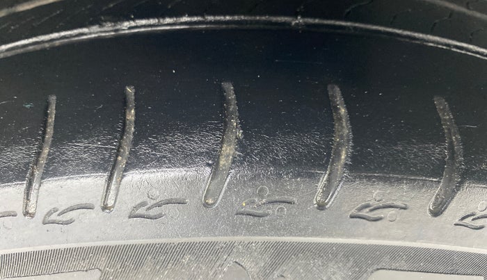 2023 Tata ALTROZ XZ + SUNROOF, Petrol, Manual, 44,407 km, Right Front Tyre Tread