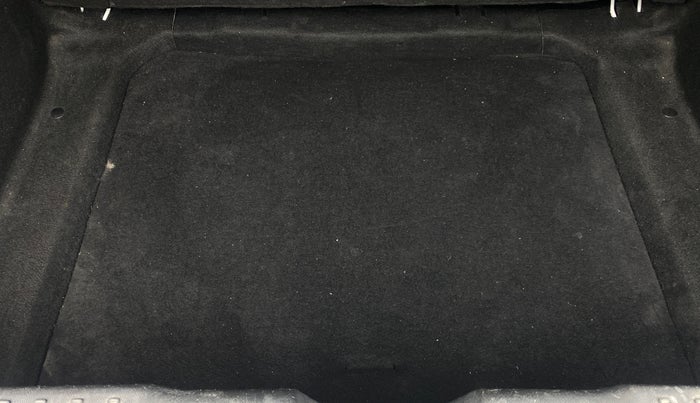 2023 Tata ALTROZ XZ + SUNROOF, Petrol, Manual, 44,407 km, Boot Inside