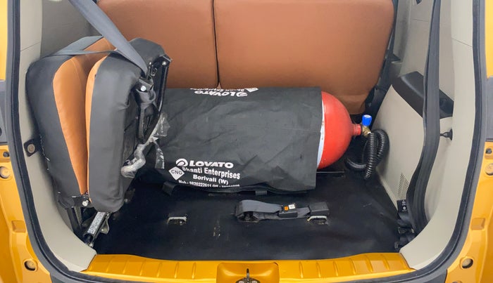 2019 Renault TRIBER 1.0 RXT, CNG, Manual, 9,215 km, Boot Inside