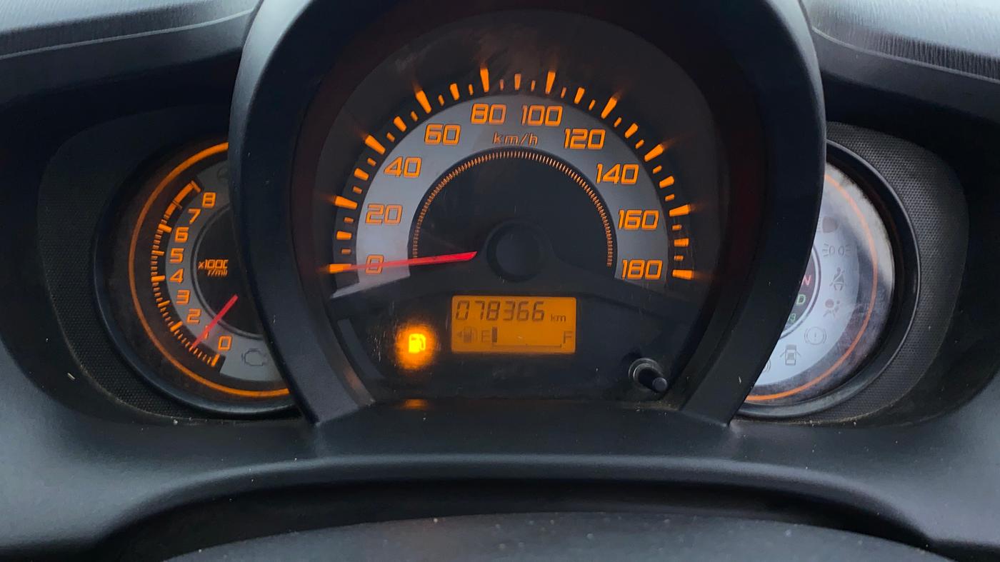 2014 Honda Brio VX AT, Petrol, Automatic, 78,465 km, Odometer Image