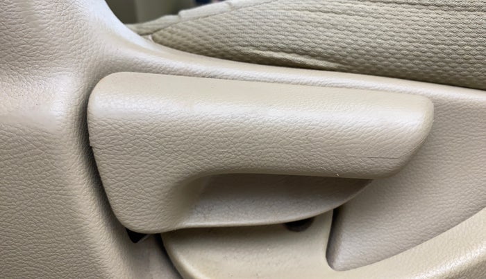 2014 Honda Brio VX AT, Petrol, Automatic, 78,362 km, Driver Side Adjustment Panel