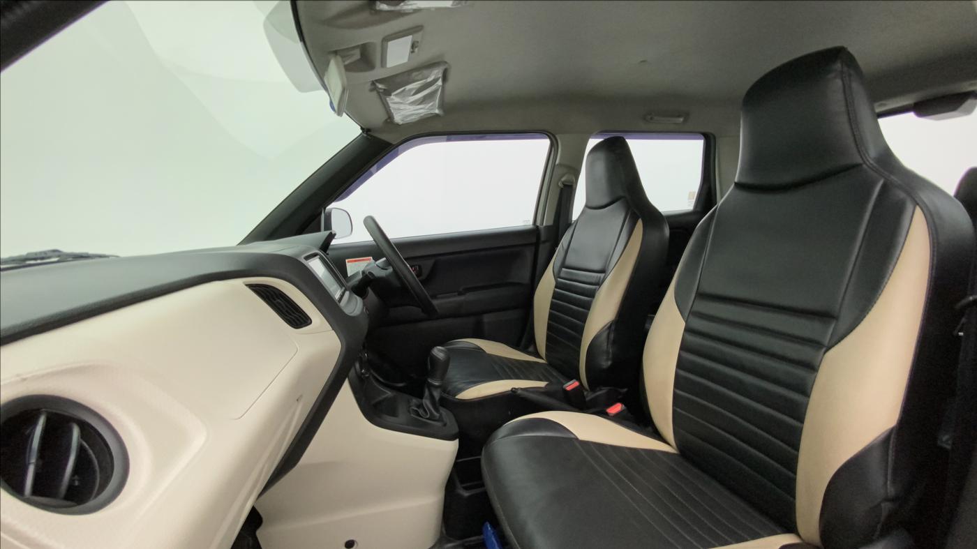 2021 Maruti New Wagon-R LXI CNG 1.0, CNG, Manual, 47,777 km, Right Side Front Door Cabin