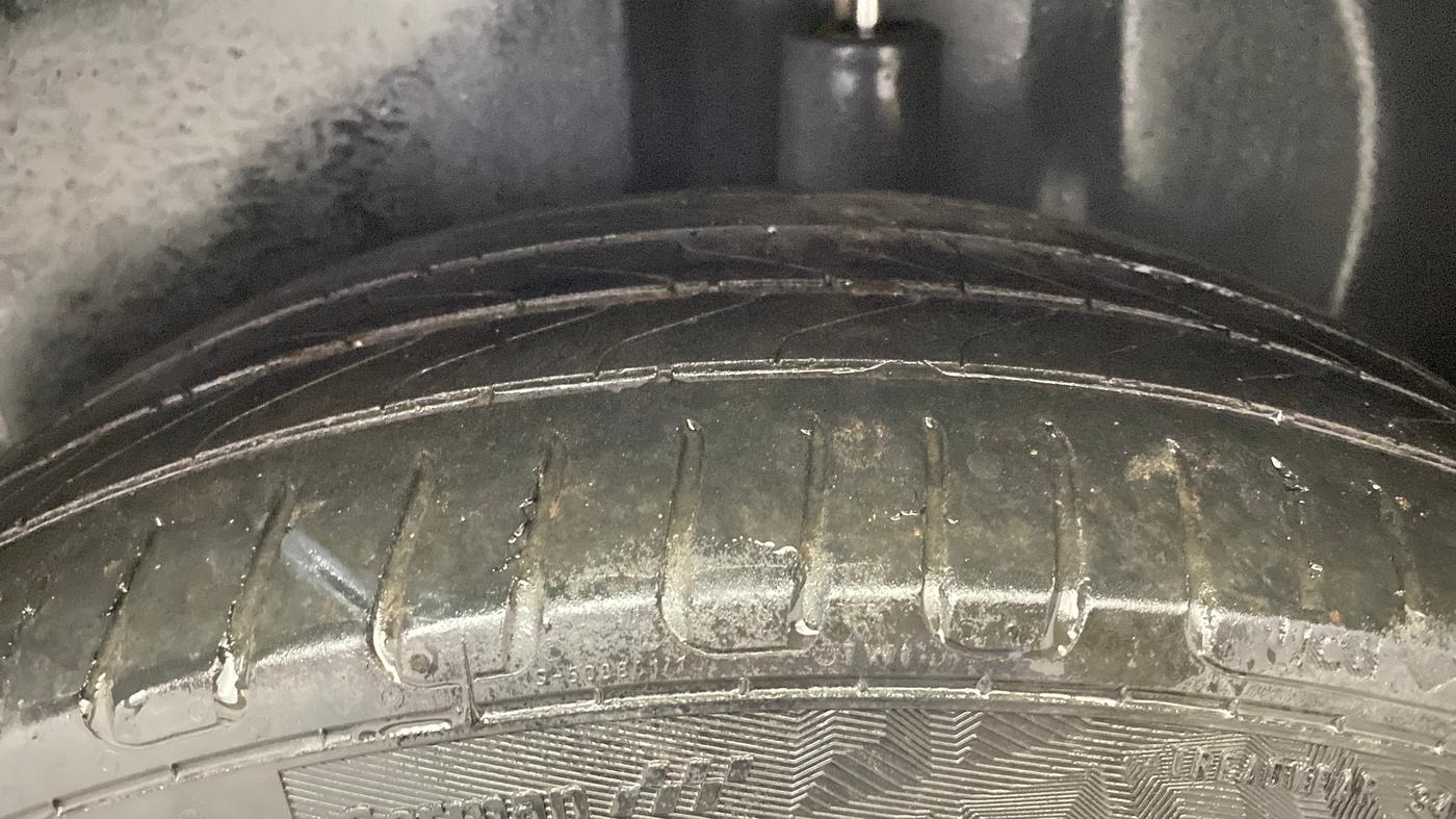 2018 Volkswagen Polo GT TSI AT, Petrol, Automatic, 1,16,231 km, Left Rear Tyre Tread
