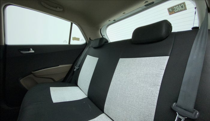 2015 Hyundai Grand i10 ASTA 1.2 KAPPA VTVT, Petrol, Manual, 26,028 km, Right Side Rear Door Cabin
