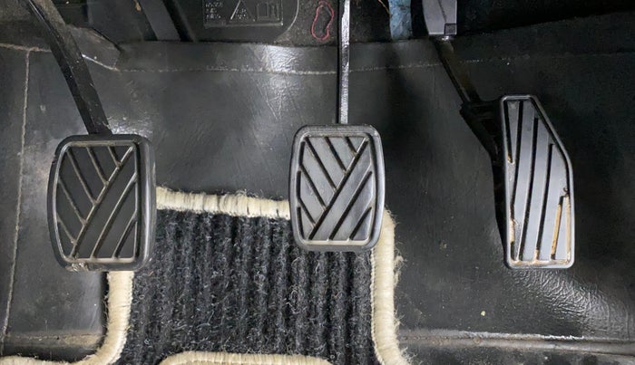 2021 Maruti Swift VXI, Petrol, Manual, 25,401 km, Pedals